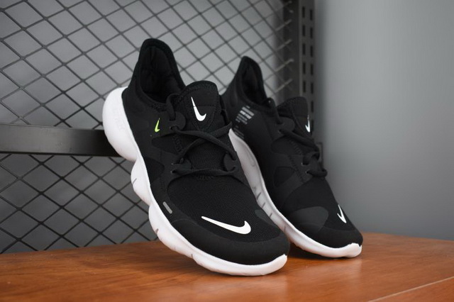 Nike Roshe Run Men Free 5.0 41